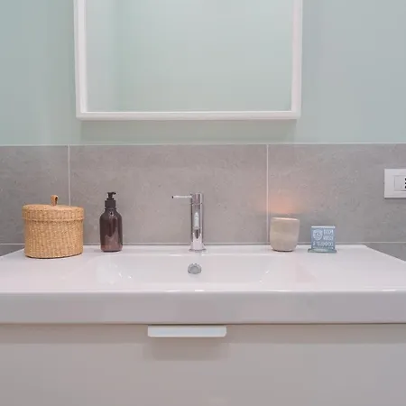 Isola Felice Grandate By Rent Appartamento