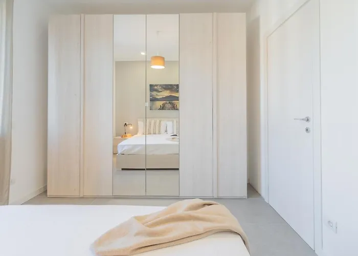 公寓 Isola Felice Grandate By Rent *